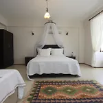 Nano Hotel